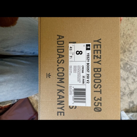 Yeezy Boost 350 V2 triple white - Picture 2 of 5